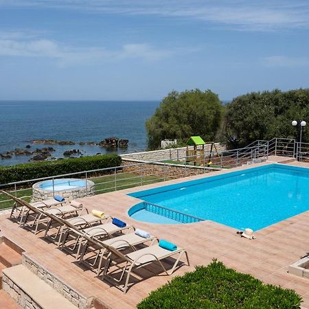 Beachfront Family Villa Katerina With Private Pool, Playground, Bbq & Amazing Sea Views! Πετρές Εξωτερικό φωτογραφία