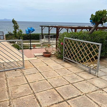Beachfront Family Villa Katerina With Private Pool, Playground, Bbq & Amazing Sea Views! Πετρές Εξωτερικό φωτογραφία