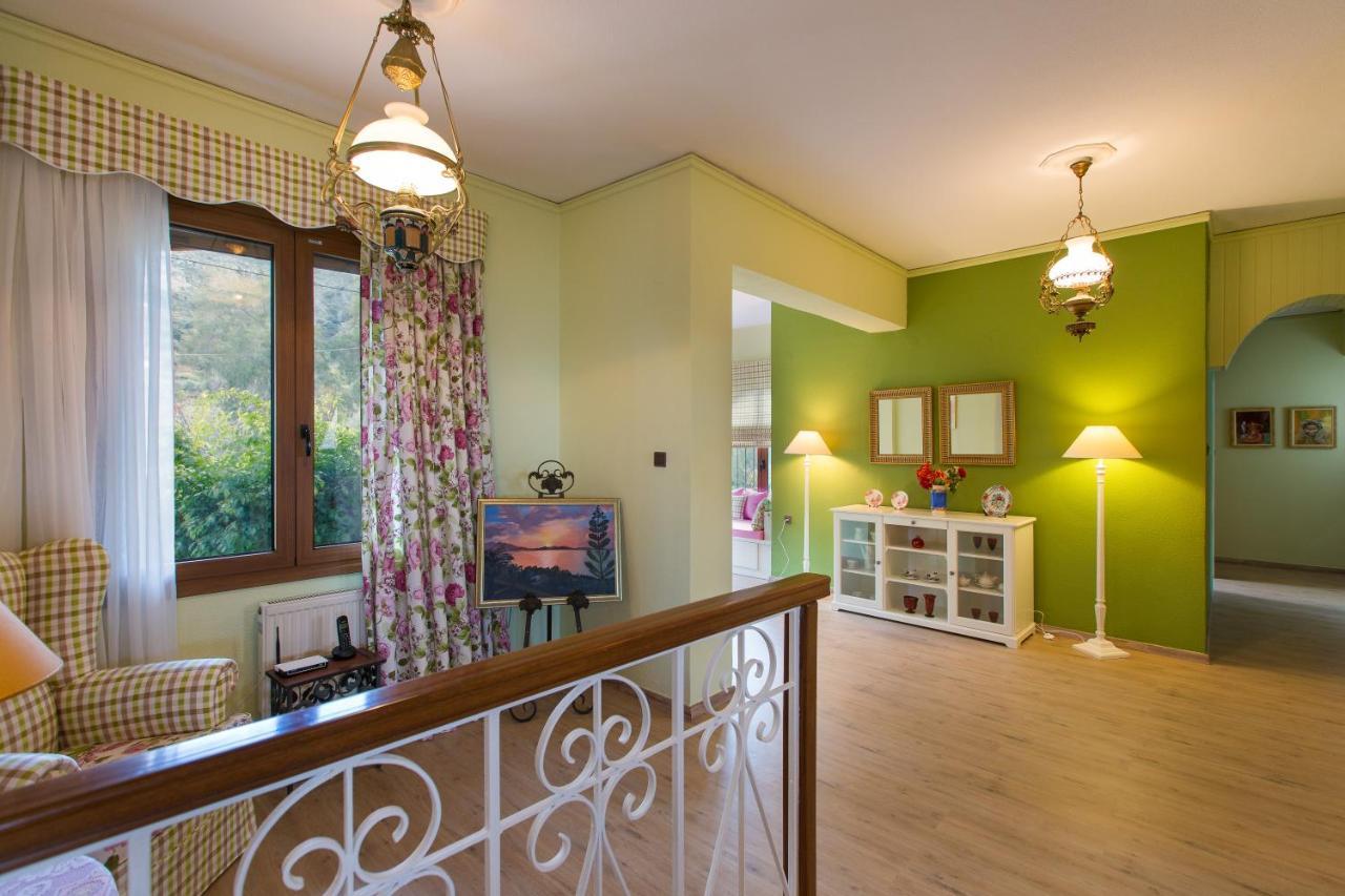 Beachfront Family Villa Katerina With Private Pool, Playground, Bbq & Amazing Sea Views! Πετρές Εξωτερικό φωτογραφία