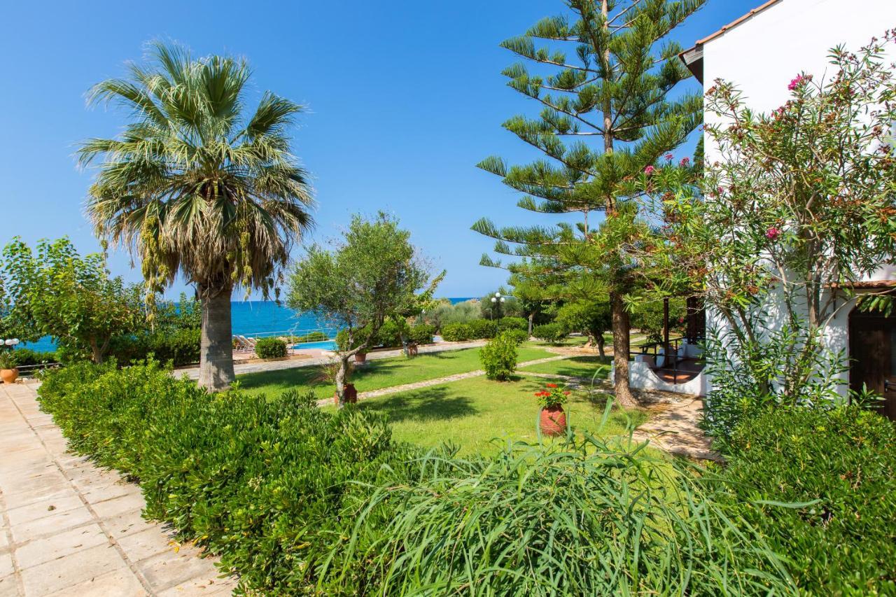 Beachfront Family Villa Katerina With Private Pool, Playground, Bbq & Amazing Sea Views! Πετρές Εξωτερικό φωτογραφία