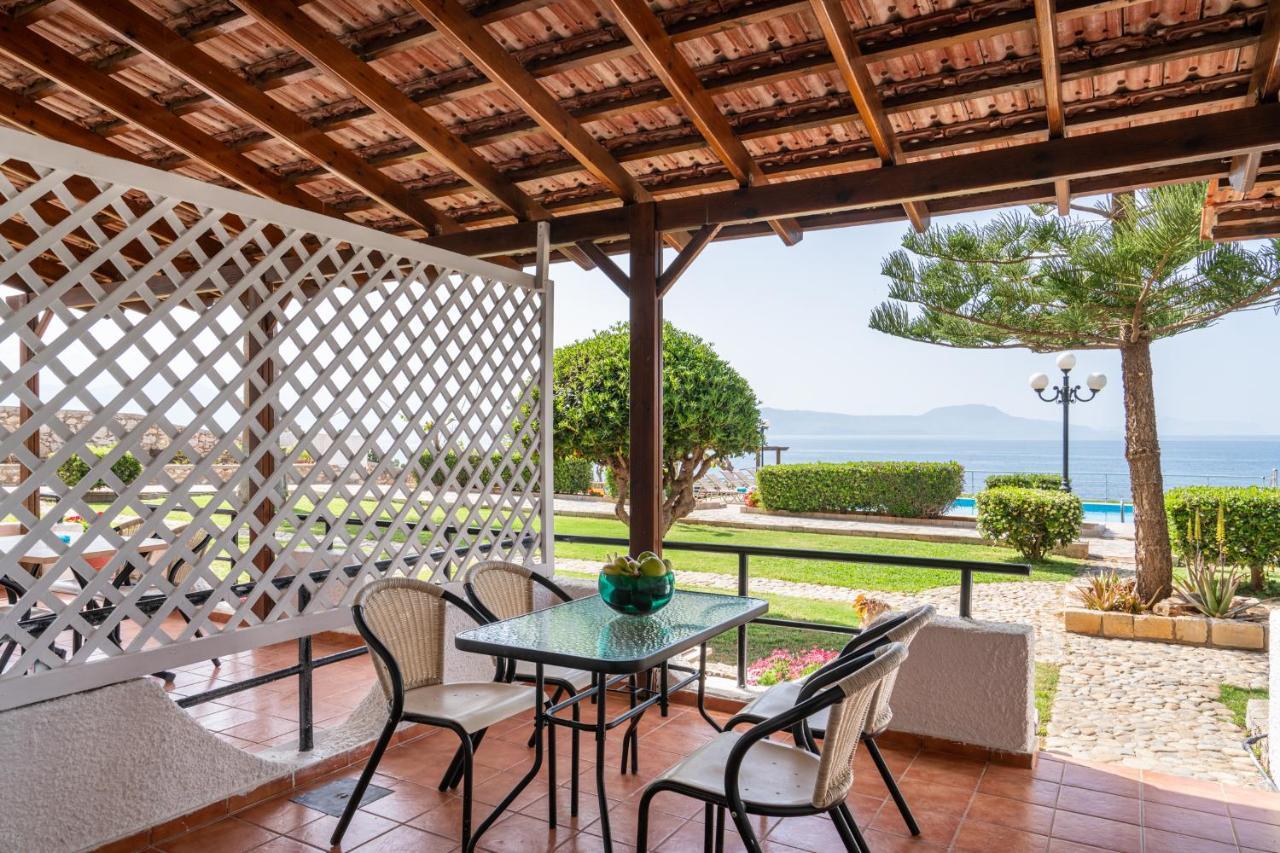 Beachfront Family Villa Katerina With Private Pool, Playground, Bbq & Amazing Sea Views! Πετρές Εξωτερικό φωτογραφία