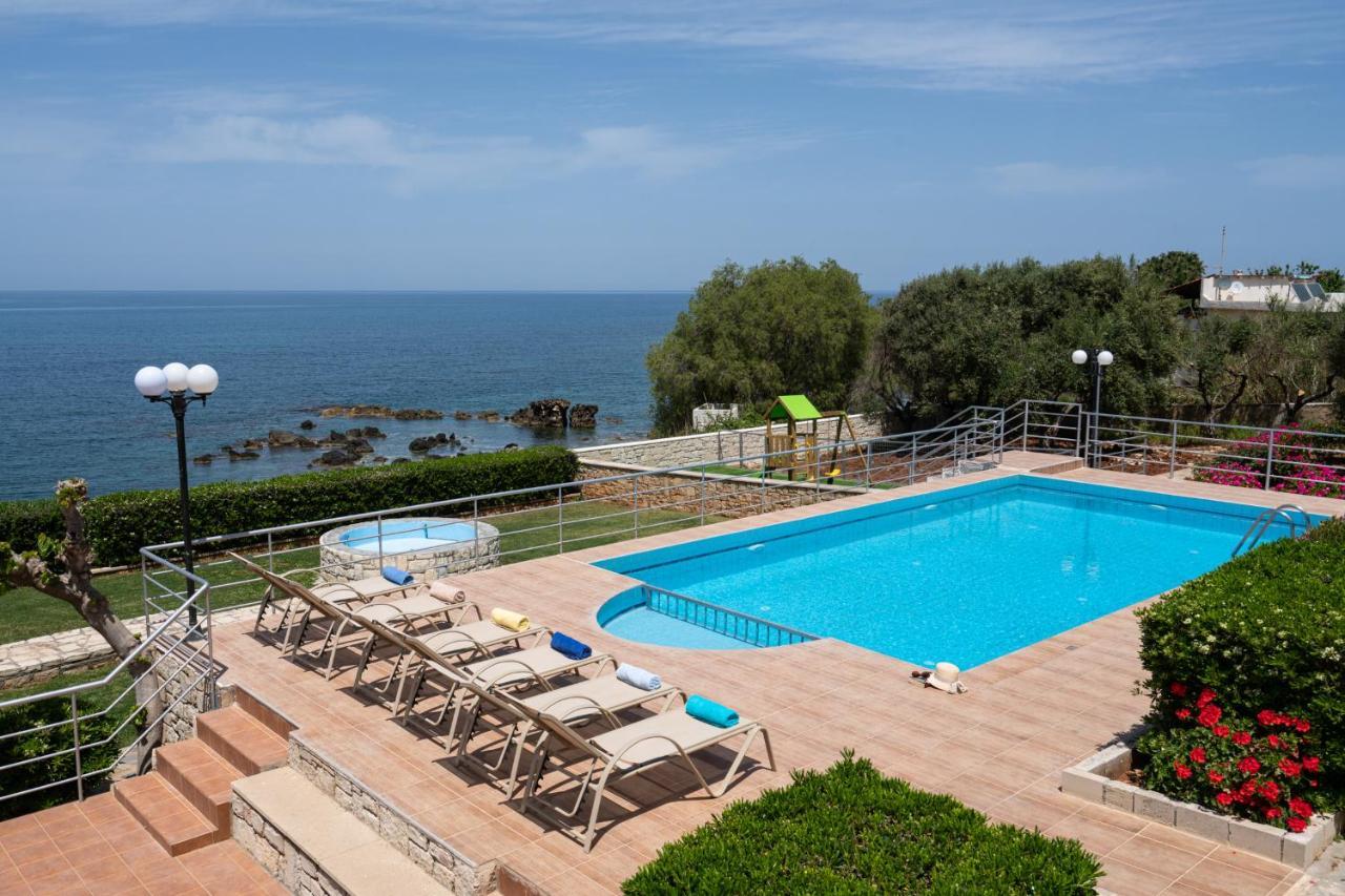 Beachfront Family Villa Katerina With Private Pool, Playground, Bbq & Amazing Sea Views! Πετρές Εξωτερικό φωτογραφία