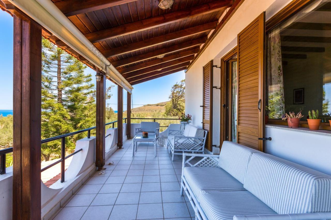 Beachfront Family Villa Katerina With Private Pool, Playground, Bbq & Amazing Sea Views! Πετρές Εξωτερικό φωτογραφία